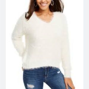 NO BOUNDARIES White Eyelash Faux Fur Winter V-Neck Sweater